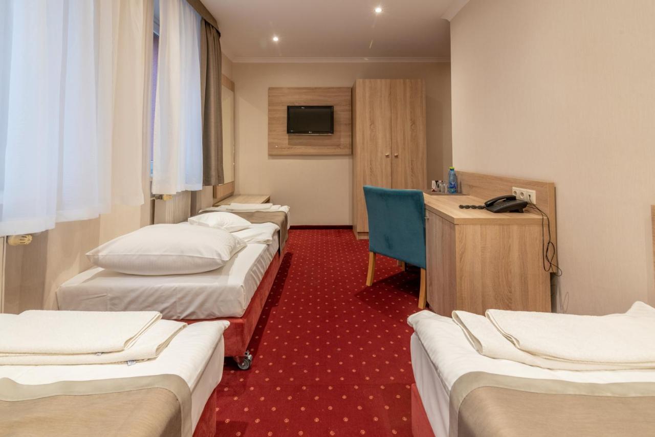 Hotel Texicana Sulechów Dış mekan fotoğraf
